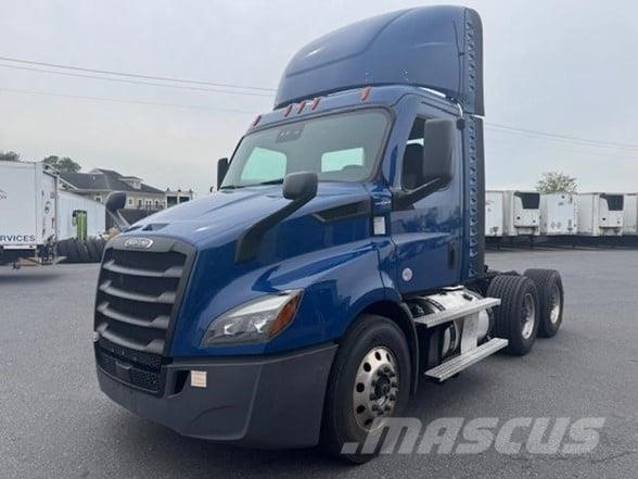 Freightliner CASCADIA 116 Ťahače