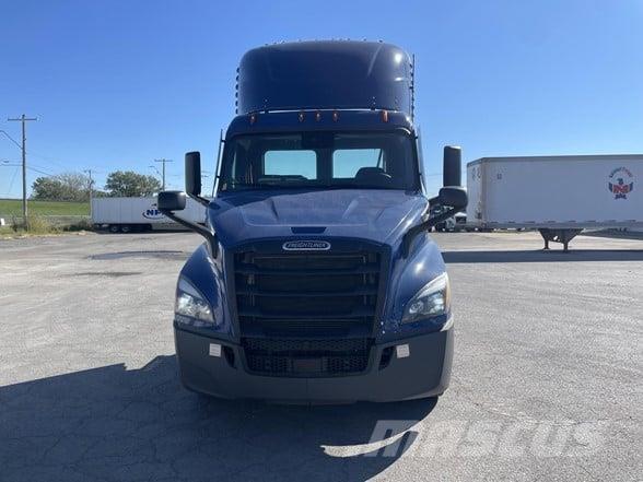 Freightliner CASCADIA 116 Ťahače