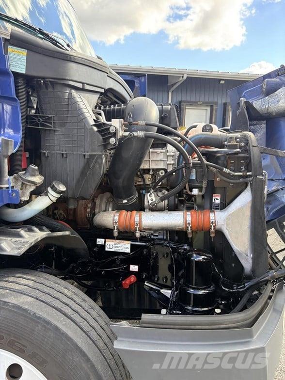 Freightliner CASCADIA 116 Ťahače