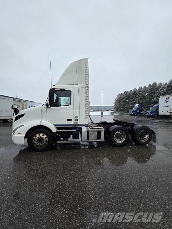 Volvo VNR64T300 Ťahače