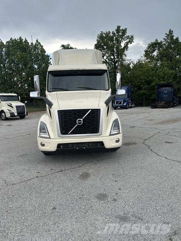 Volvo VNR64T640 Ťahače