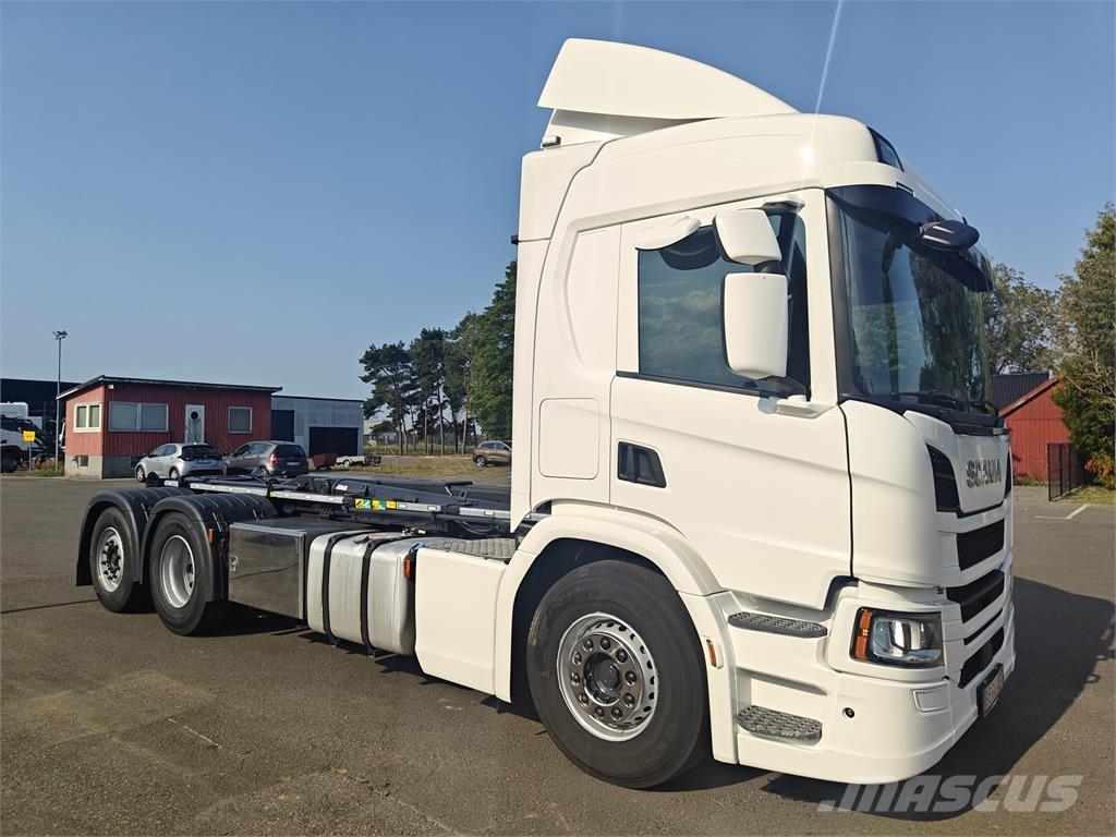 Scania P450 Hákový nosič kontajnerov