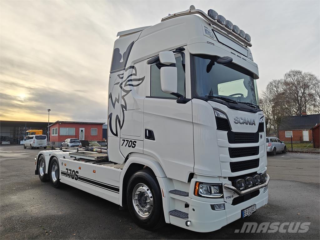Scania S770 Hákový nosič kontajnerov