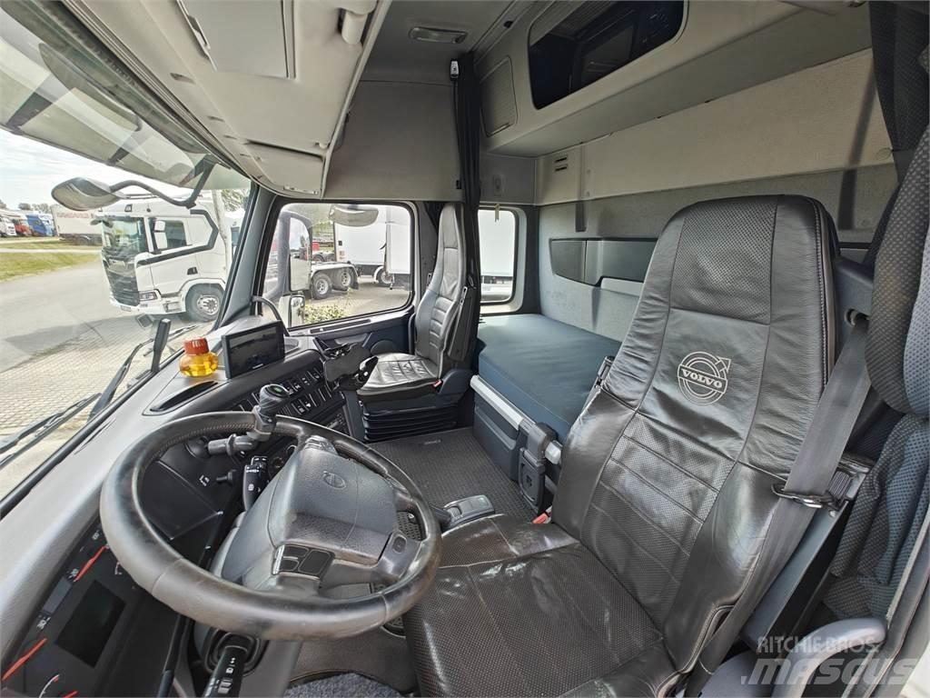 Volvo FH540 Hákový nosič kontajnerov