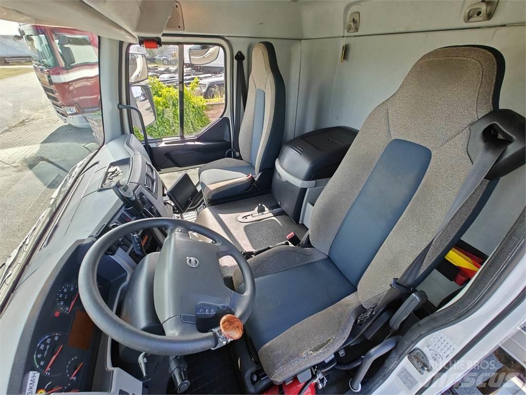 Volvo FL250 Skriňová nadstavba