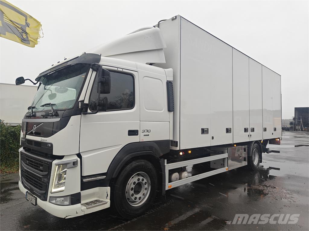 Volvo FM330 Skriňová nadstavba