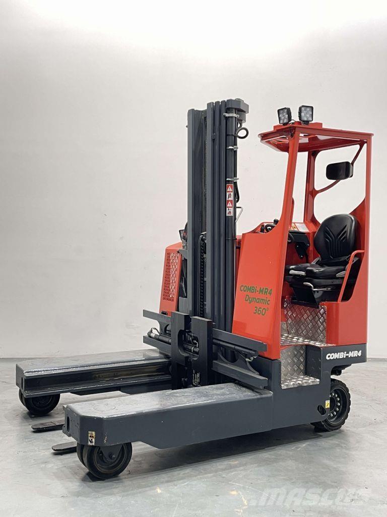 Combilift MR4 Bočný vysokozdvižný vozík