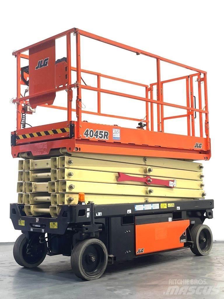 JLG 4045R Nožnicové zdvíhacie plošiny