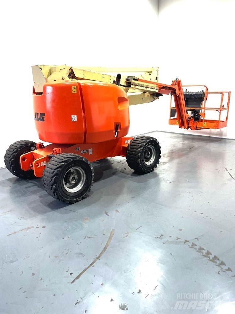JLG 450AJ Kĺbové plošiny