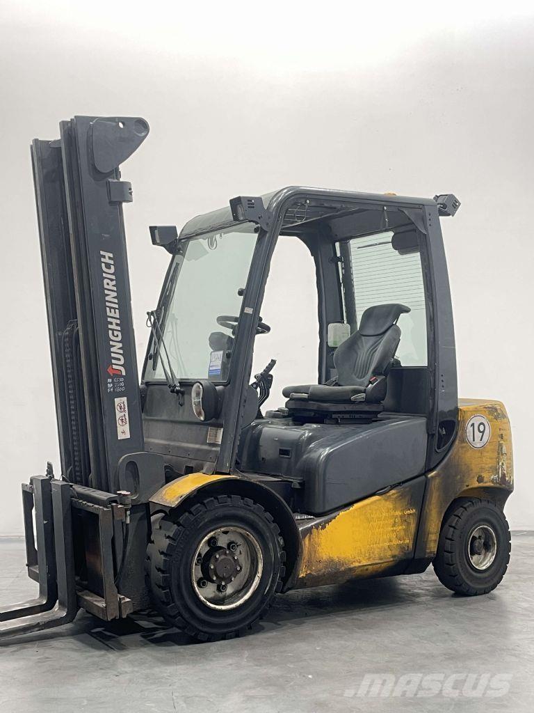 Jungheinrich DFG 430 Dieselové vozíky