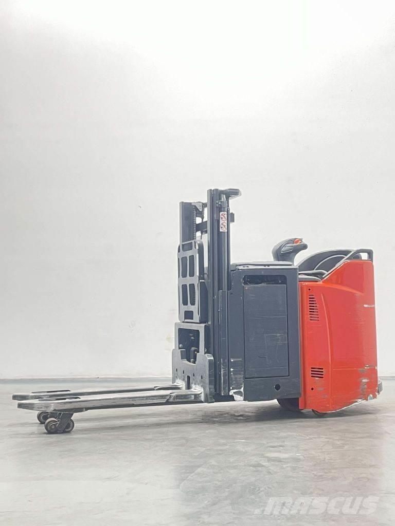Linde D12HPSP-133 Ručne vedené vysokozdvižné vozíky