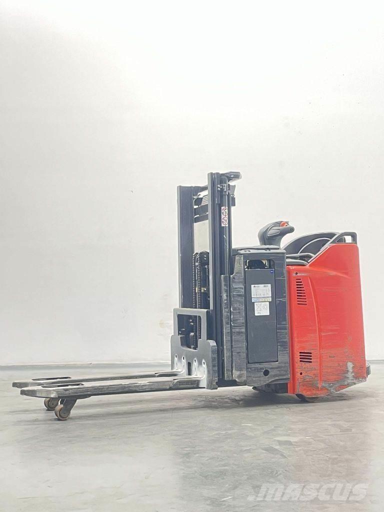 Linde D12SP-133 Ručne vedené vysokozdvižné vozíky