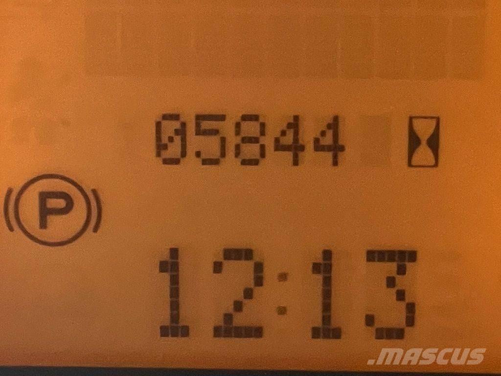 Linde E16-386 Akumulátorové vozíky
