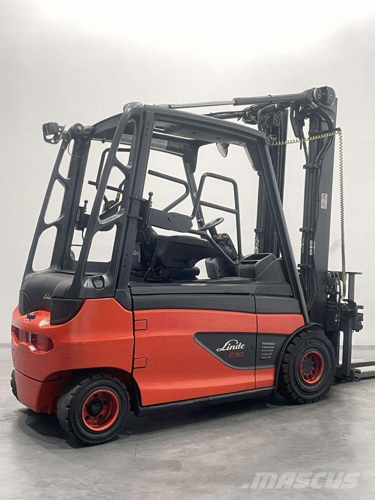 Linde E30L-01-387 Akumulátorové vozíky