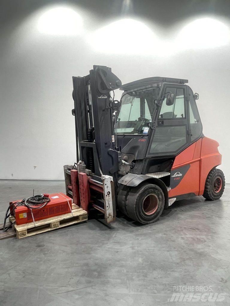 Linde E80-01/900-1279 Akumulátorové vozíky