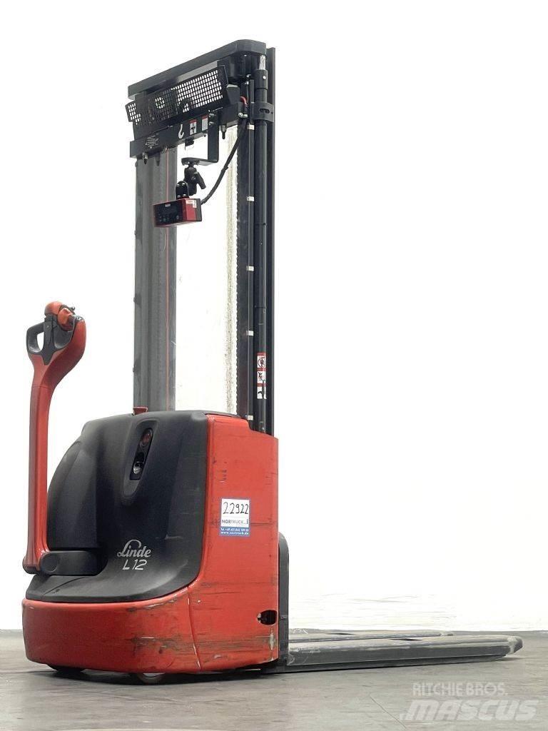 Linde L12 Ručne vedené vysokozdvižné vozíky