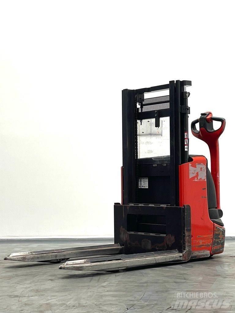 Linde L12-1172 Ručne vedené vysokozdvižné vozíky