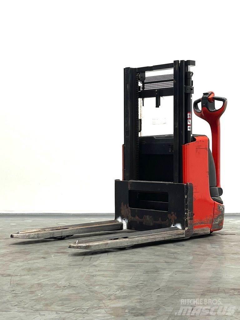 Linde L12-1172 Ručne vedené vysokozdvižné vozíky