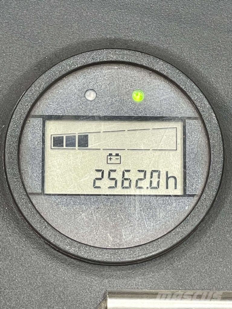 Linde P20-1193 Vlečné vozíky
