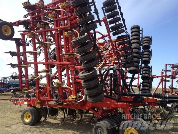Bourgault 5710 Mechanické sejačky