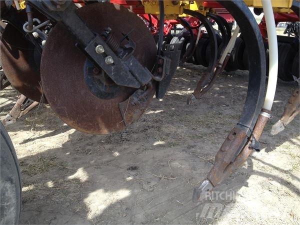 Bourgault 5710 Mechanické sejačky