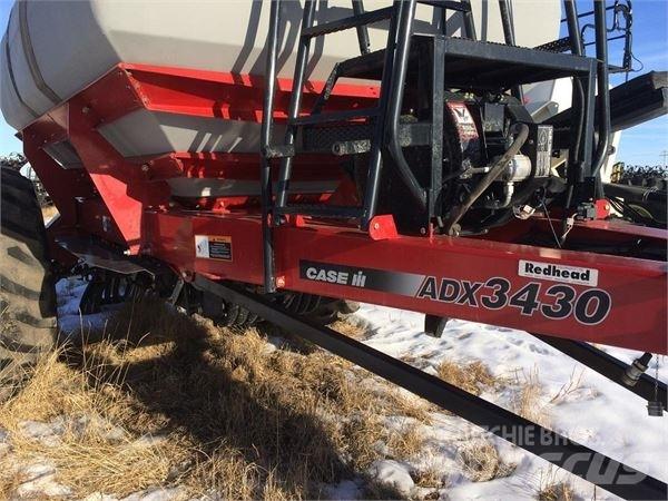 Case IH ADX3430 Kombinované sejačky