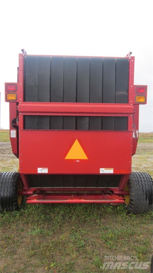 New Holland BR780 Lisy na okrúhle balíky