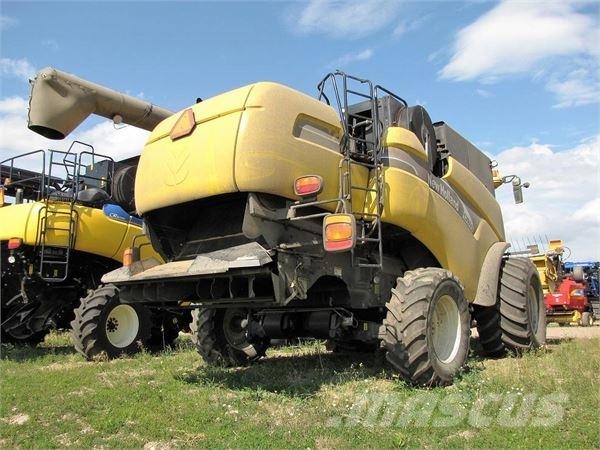 New Holland CX860 Kombinované zberacie stroje