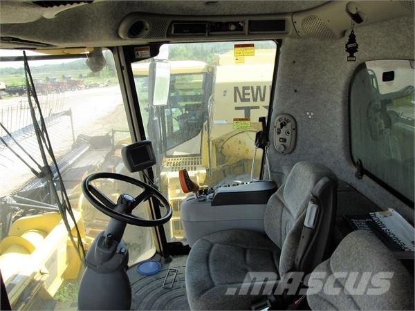 New Holland CX860 Kombinované zberacie stroje
