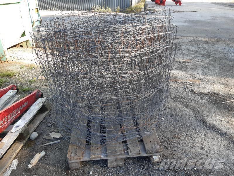  1 RULLE FÅR STÄNGSEL Ďalšie stroje a zariadenia pre živočíšnu výrobu