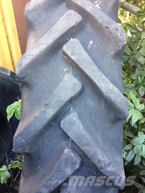  12.4x36 Pneumatiky, kolesá a ráfiky