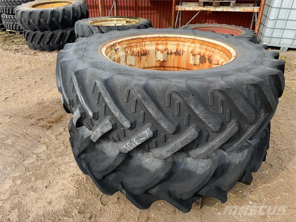  18,4X38 Pneumatiky, kolesá a ráfiky