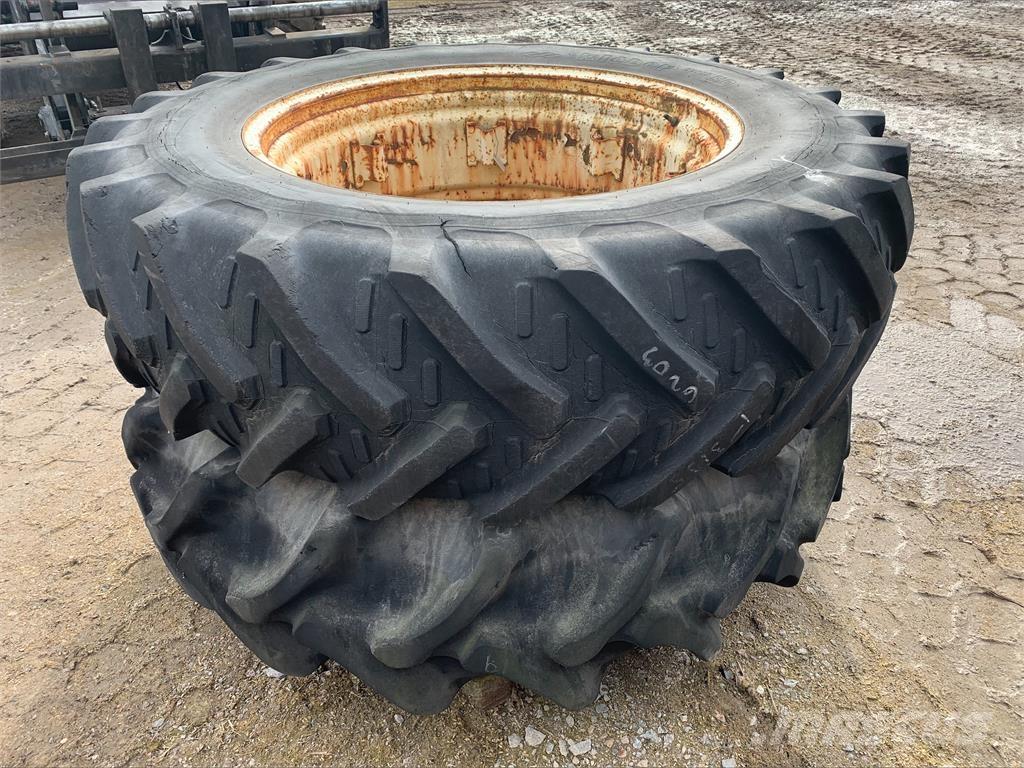  18,4X38 Pneumatiky, kolesá a ráfiky