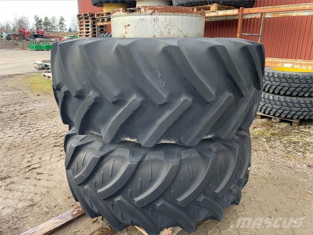  710/75x34 Pneumatiky, kolesá a ráfiky