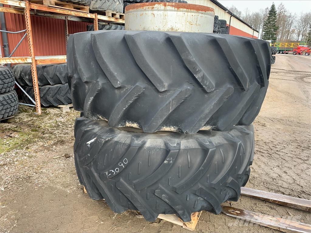  710/75x34 Pneumatiky, kolesá a ráfiky