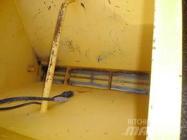 Broddway Falköping Posýpače soli a piesku