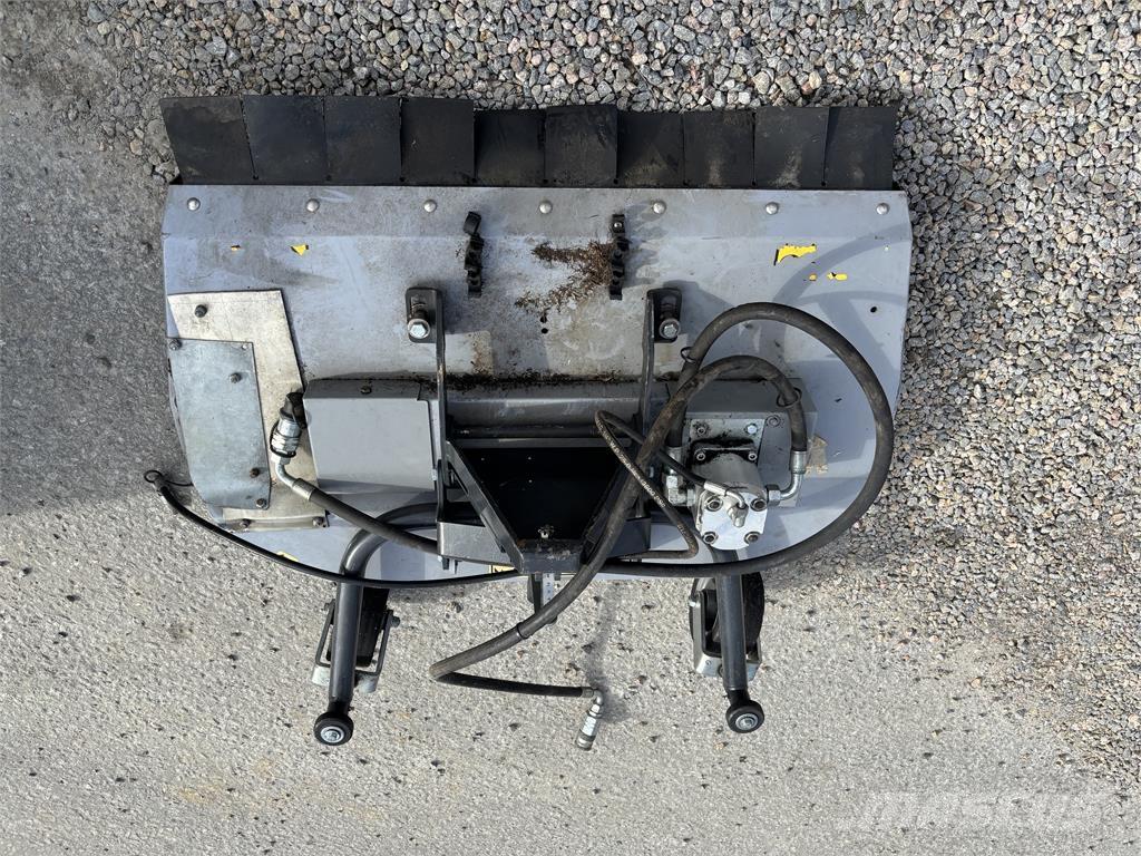 Egholm 2100 med Redskap Úžitkové vozne