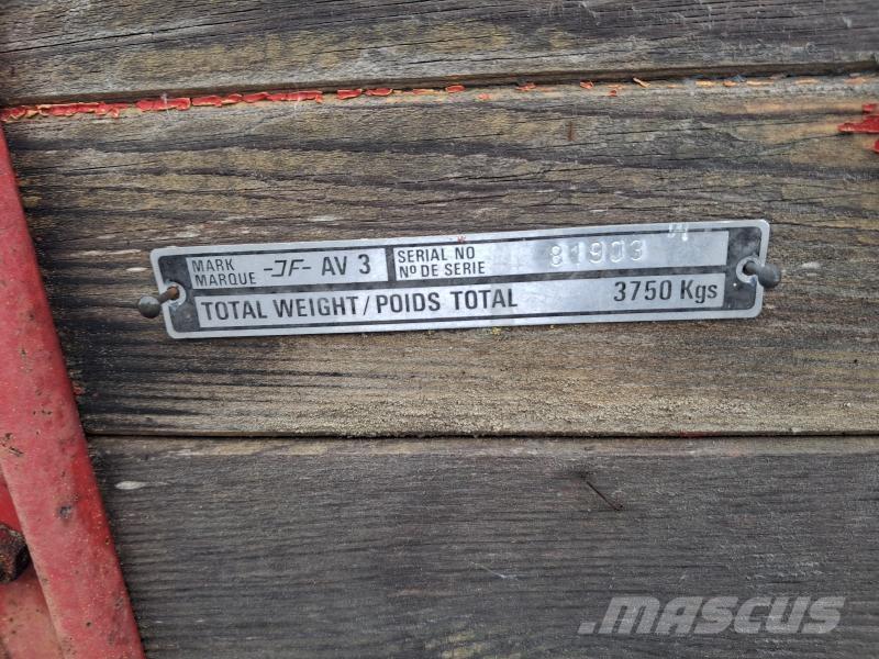 JF AV 3 GÖDSELVAGN Prívesy na všeobecné použitie