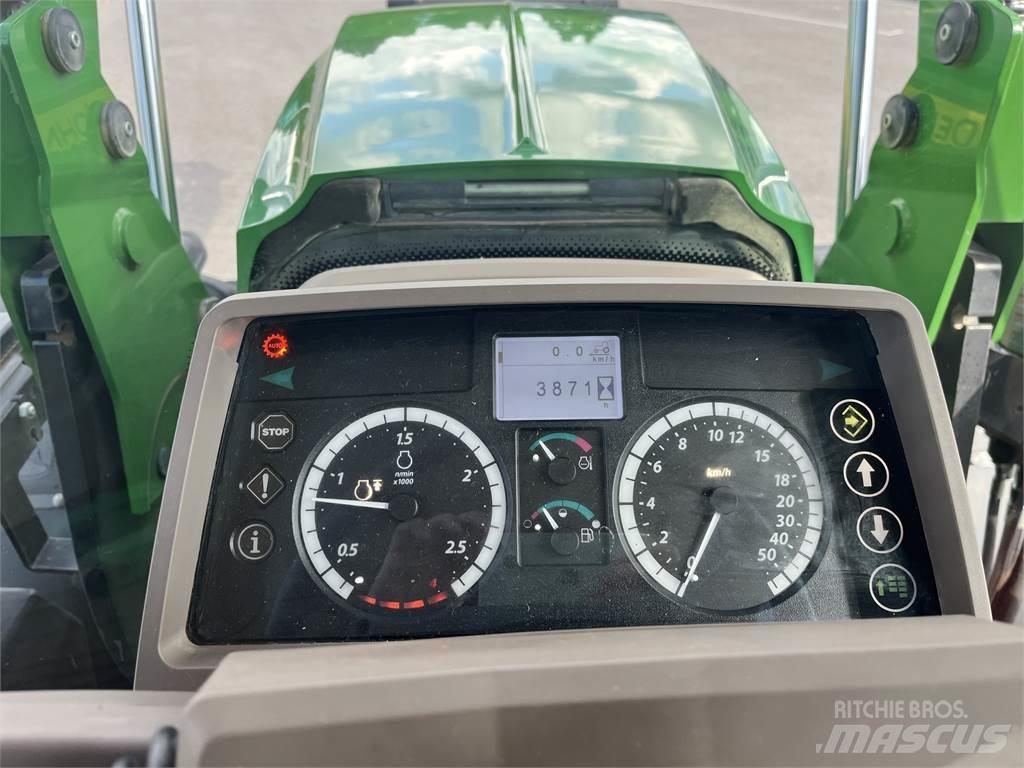 John Deere 6125M Traktory