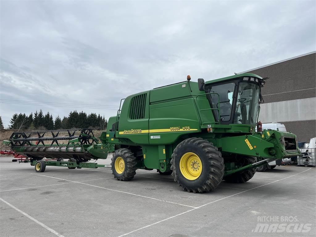John Deere 9560i WTS Kombinované zberacie stroje