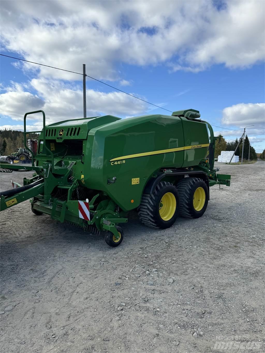 John Deere C441R boggie Stroje na zber krmovín-príslušenstvo