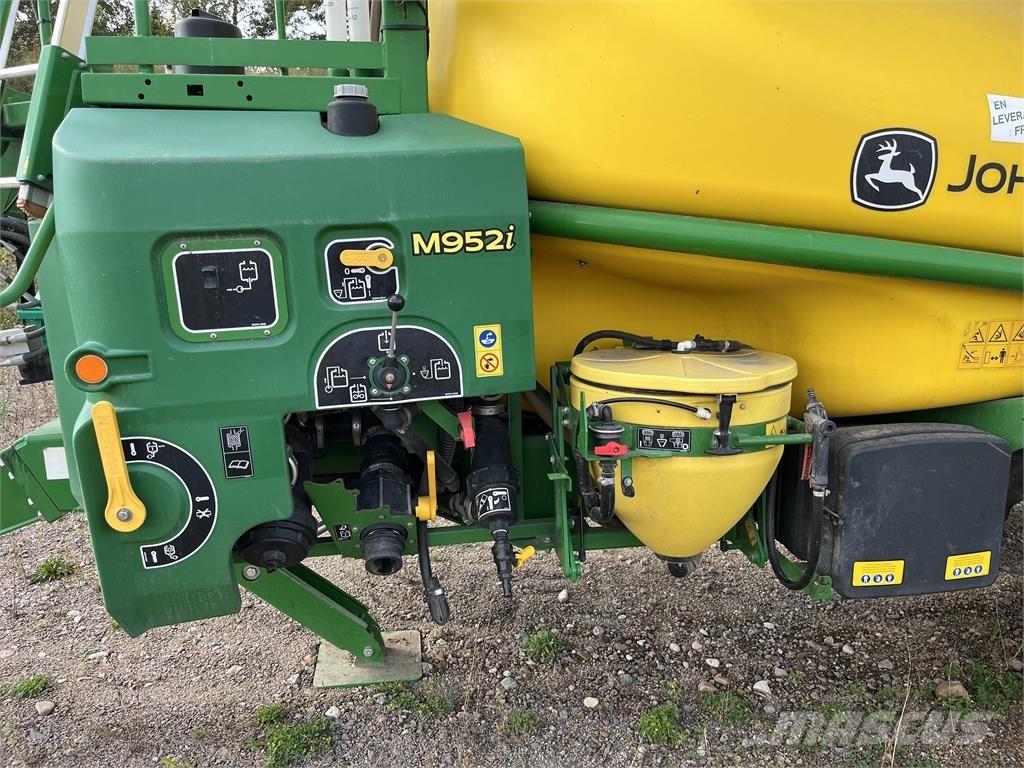 John Deere M952 Ťahané postrekovače