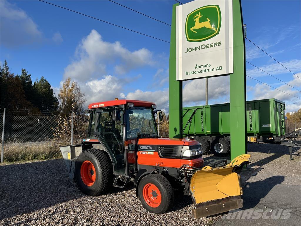 Kubota L4200 Komunálna technika - ostatné