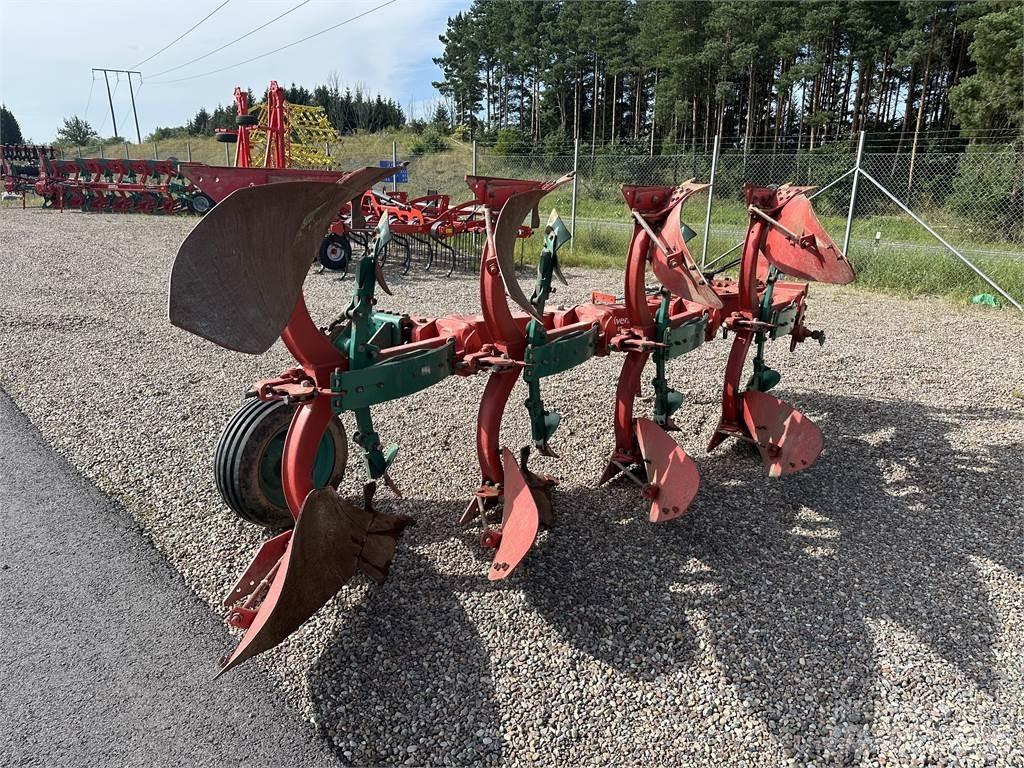 Kverneland ES4 Dvojstranné pluhy
