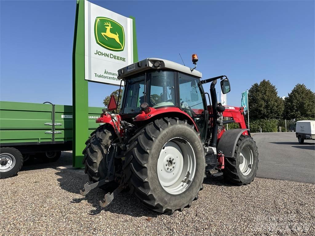Massey Ferguson 5712 Traktory