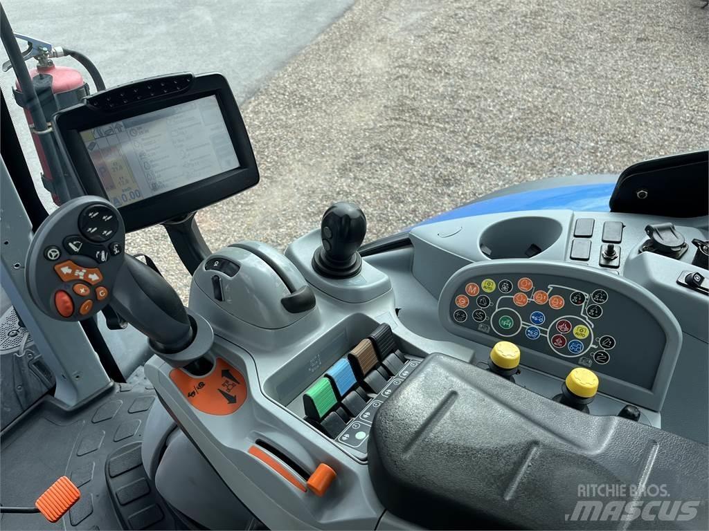 New Holland T7.270 Traktory