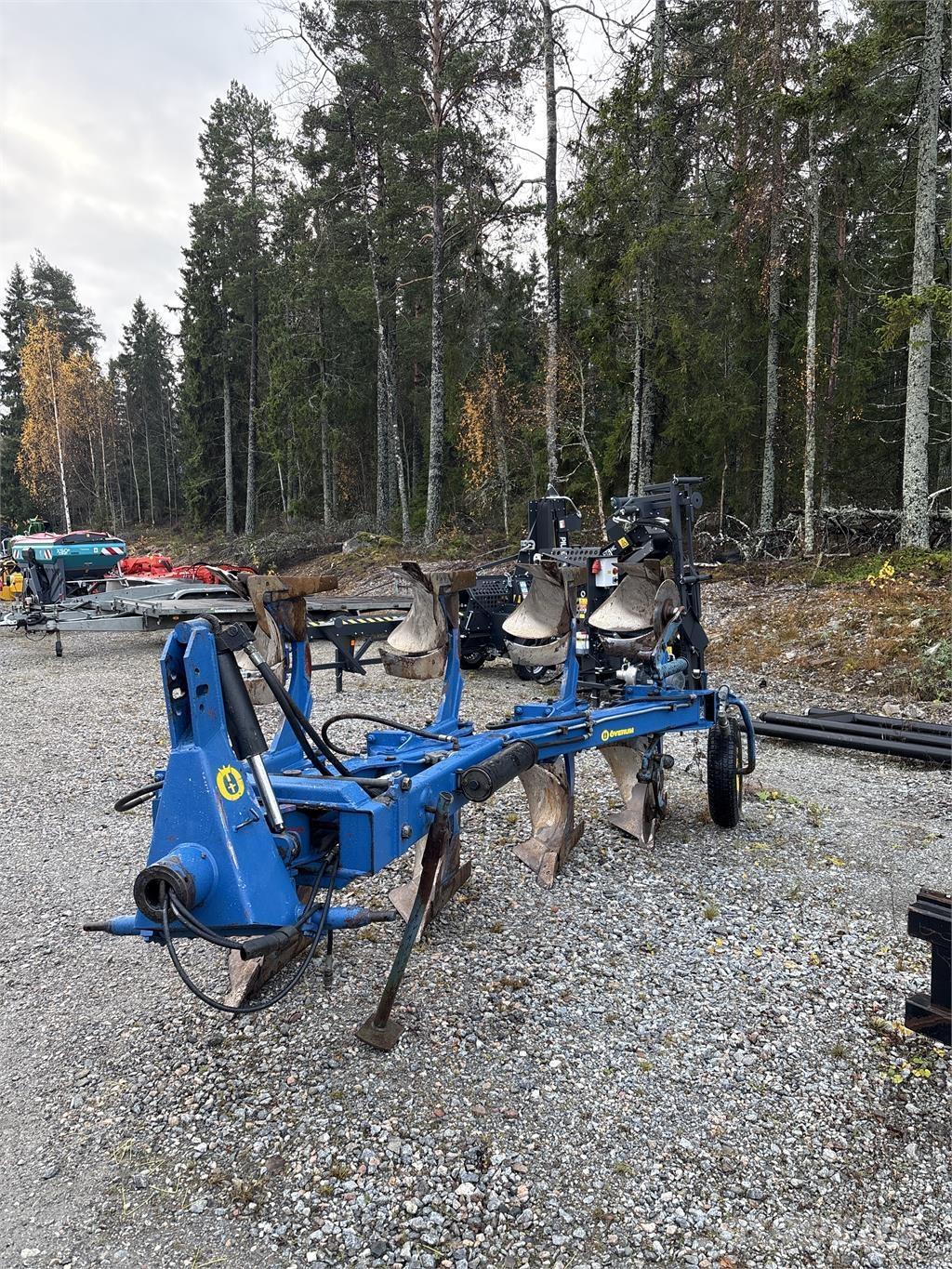 Överum CV 498 H Dvojstranné pluhy