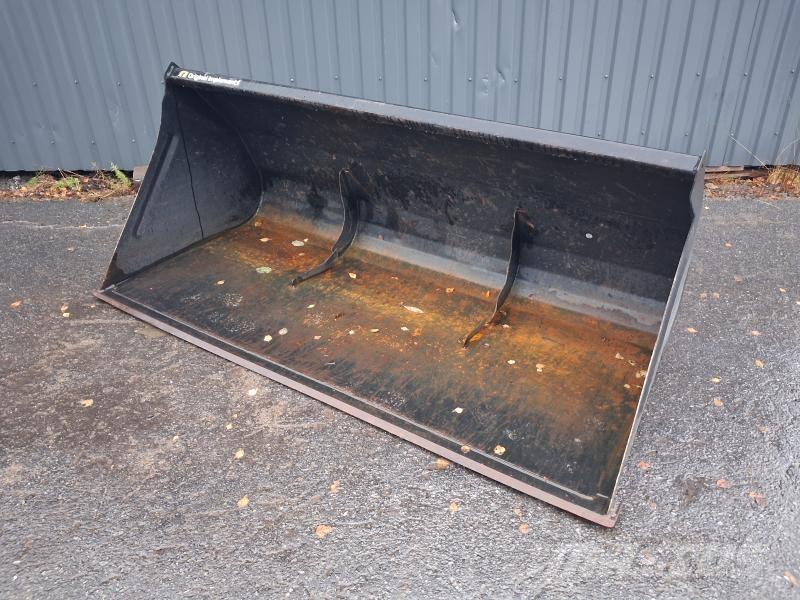  SNÖSKOPA ÅLÖ 220 EURO Ďalšie príslušenstvo traktorov