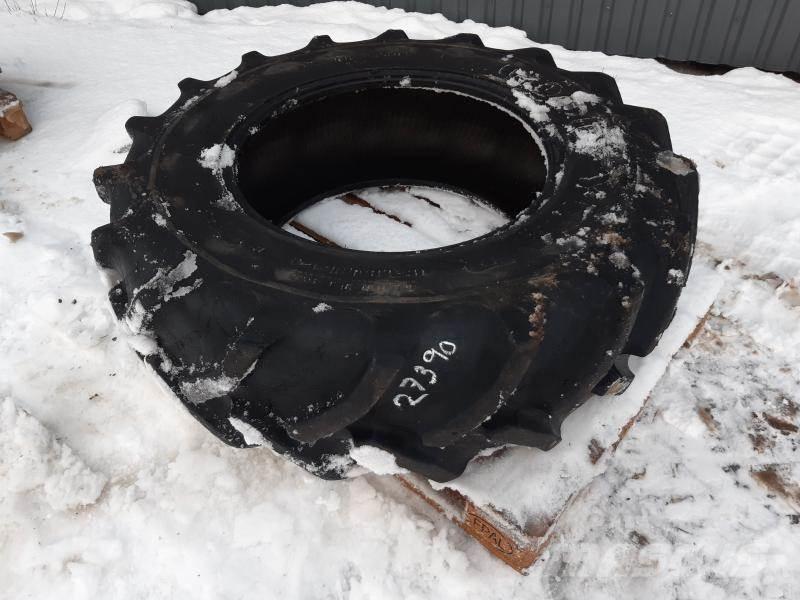  TRAKTORDÄCK 13,6-R24 Pneumatiky, kolesá a ráfiky