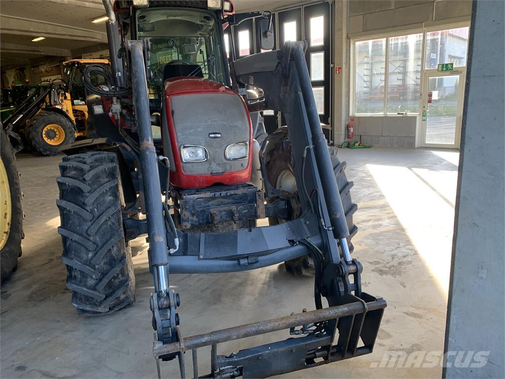 Valtra C130 Traktory